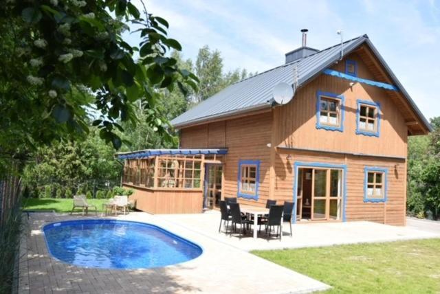 Villa Przystanek Jeziorna 49 à Perlino Extérieur photo