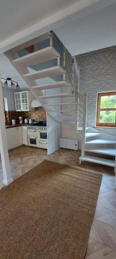 Villa Przystanek Jeziorna 49 à Perlino Extérieur photo