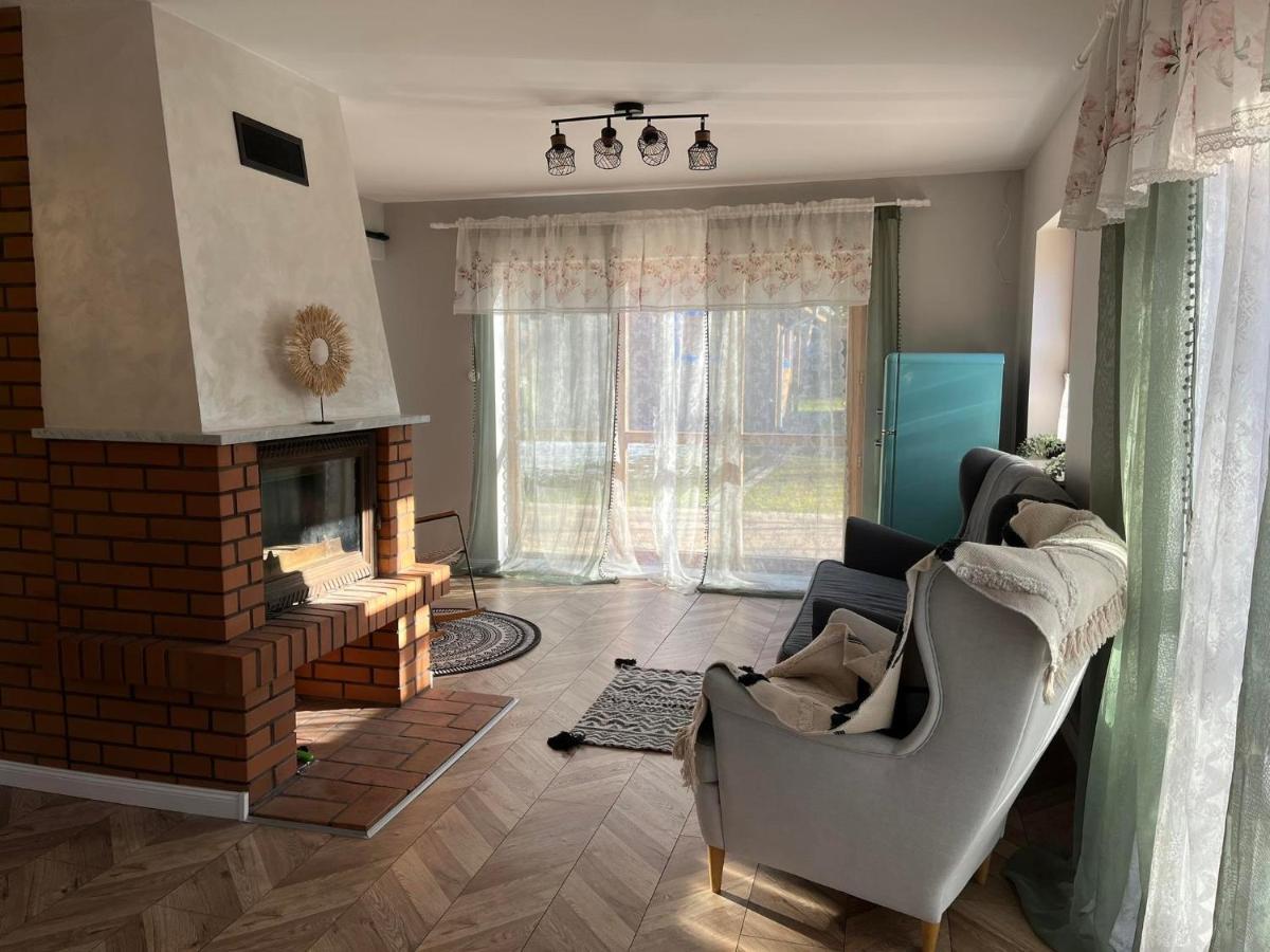 Villa Przystanek Jeziorna 49 à Perlino Extérieur photo