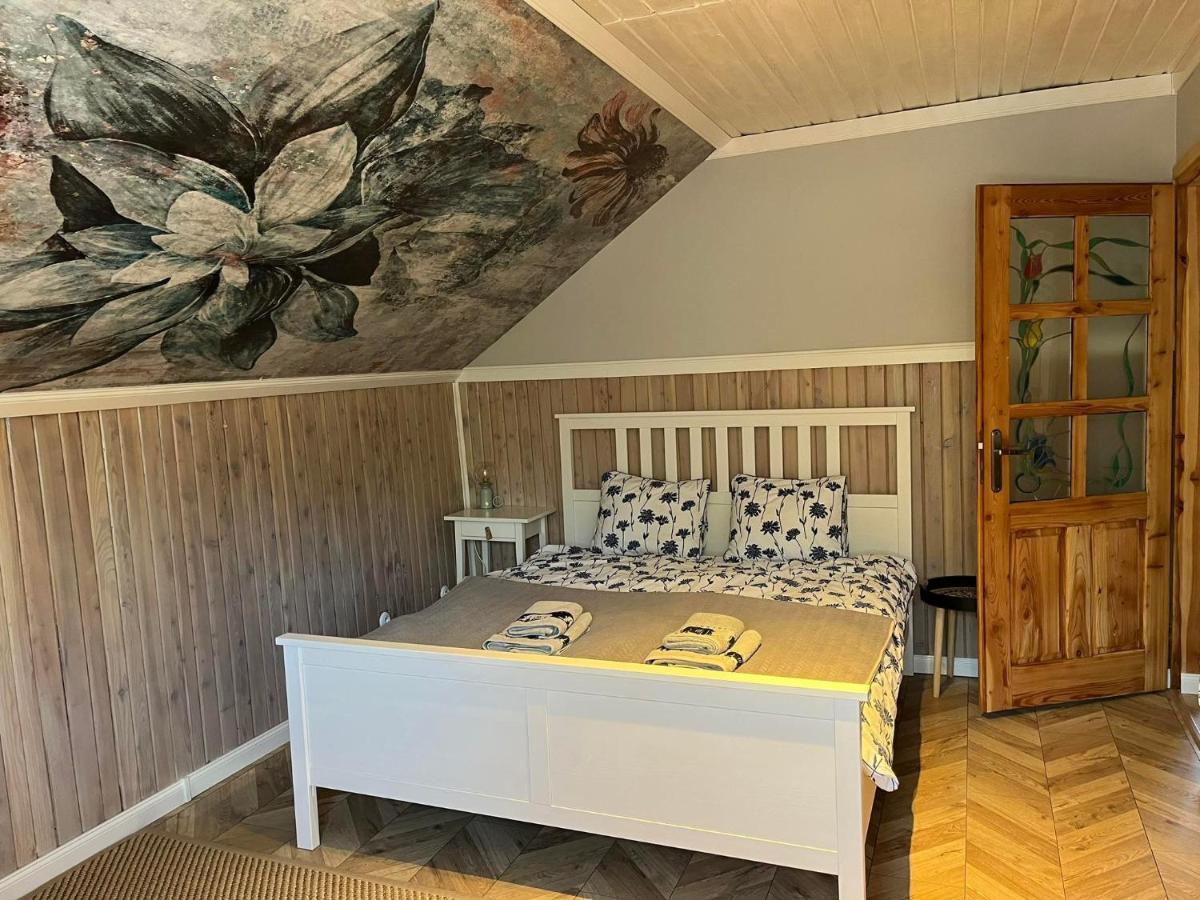 Villa Przystanek Jeziorna 49 à Perlino Extérieur photo